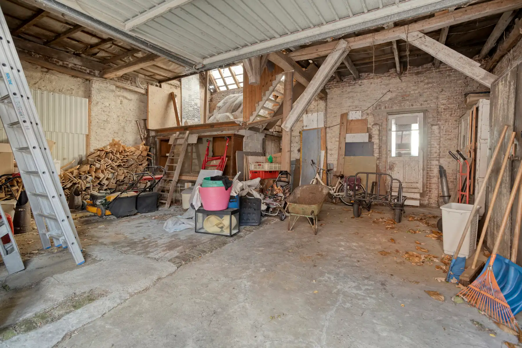 Te renoveren woning op uiterst rustige locatie foto 29