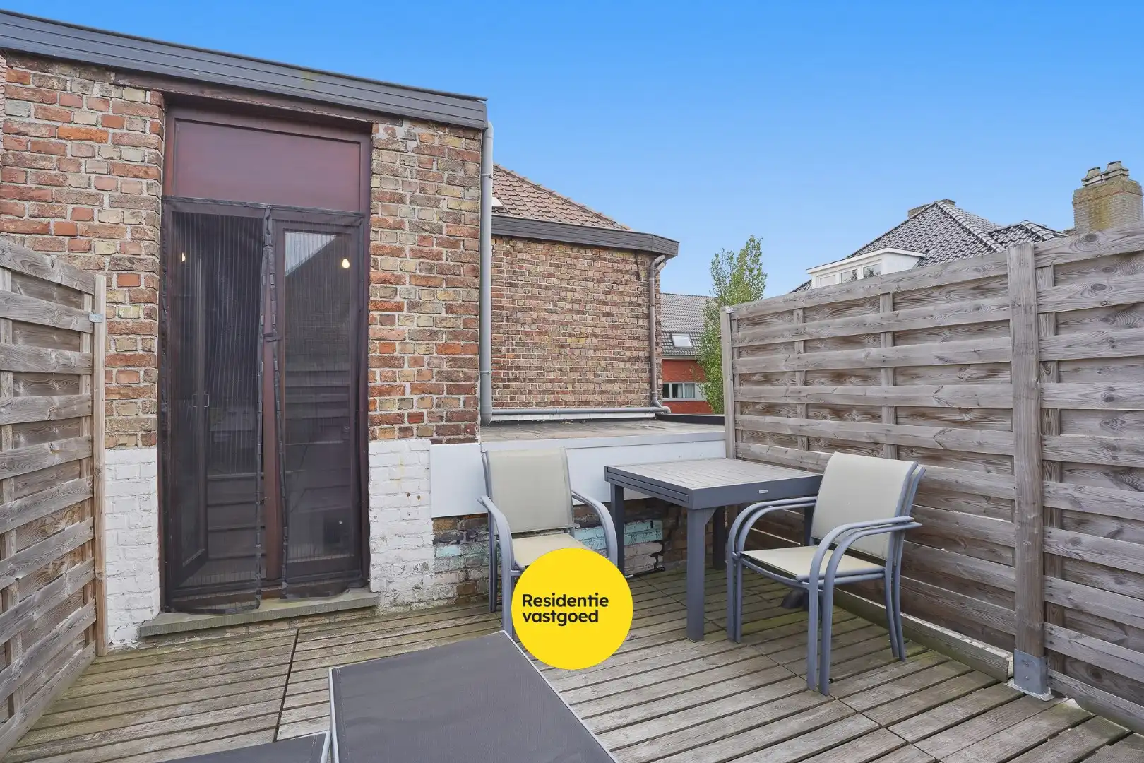 Ruime hoekwoning met 3 slaapkamers en zonnig terras op topligging in Assebroek foto 11