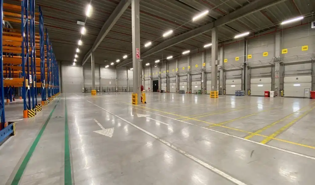Logistieke loods te huur in Willebroek foto 7