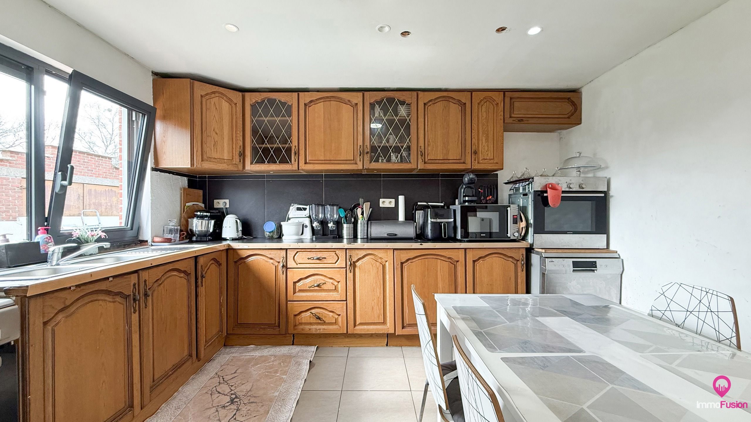 Ruime gezinswoning met 3 slpks, grote tuin en goede EPC! foto 10