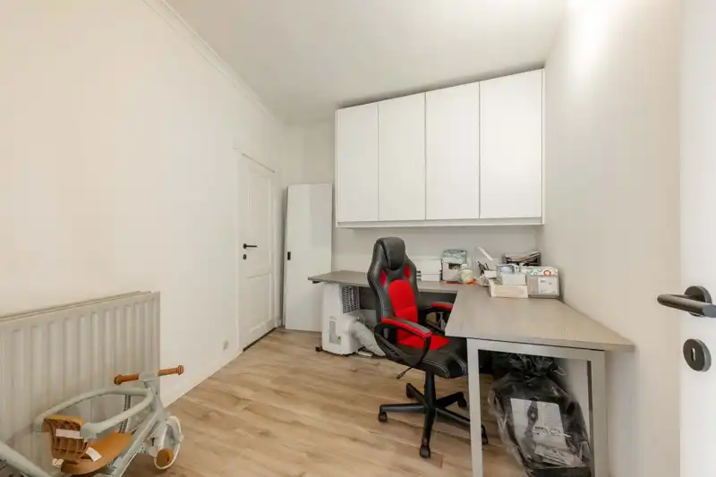 🏡 Ruime gezinswoning met tal van mogelijkheden, dubbele garage én zonnige tuin! ☀️ foto 15