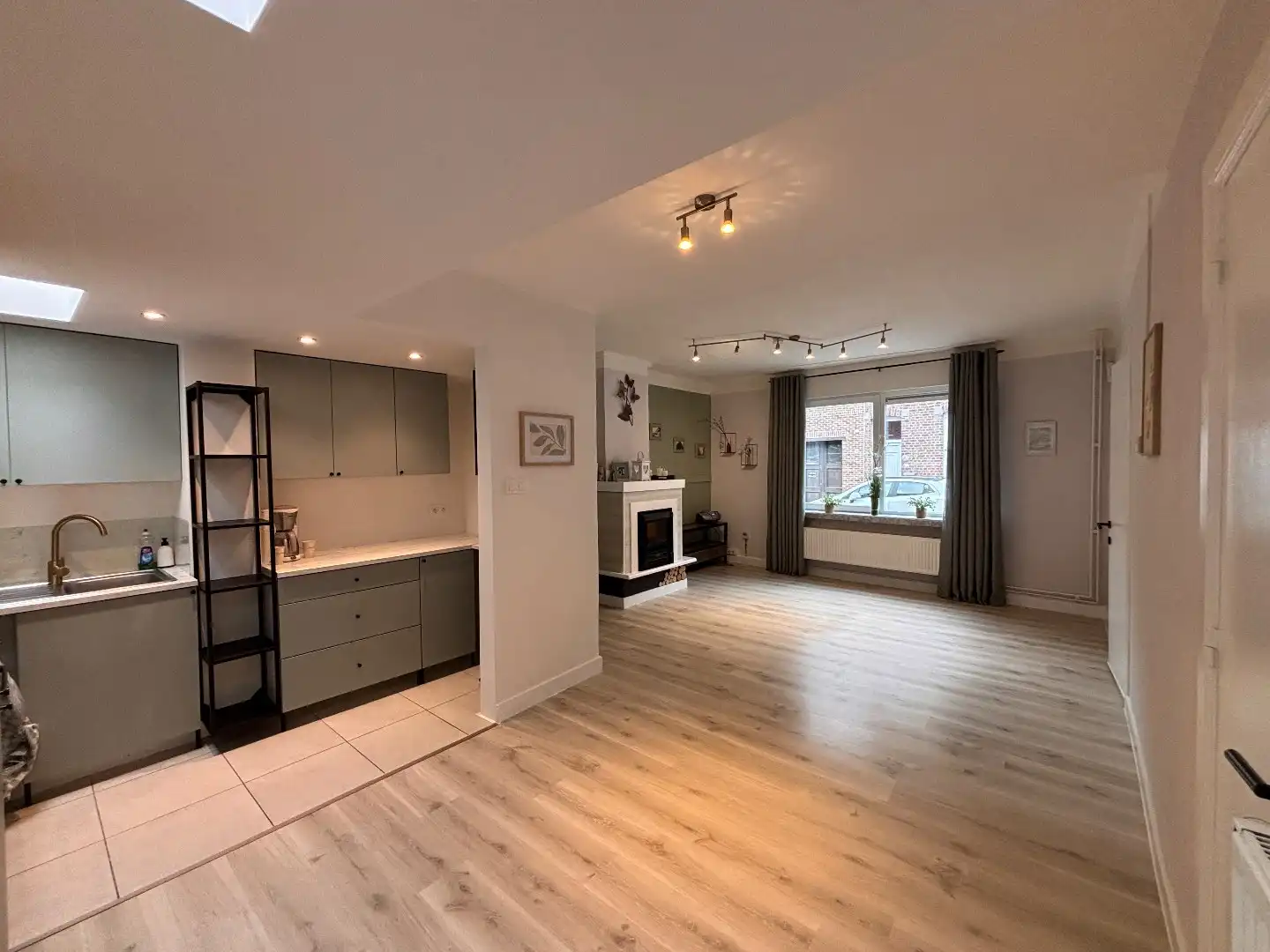 Charmant & Instapklaar: De perfecte starterswoning Harelbeke! foto 9