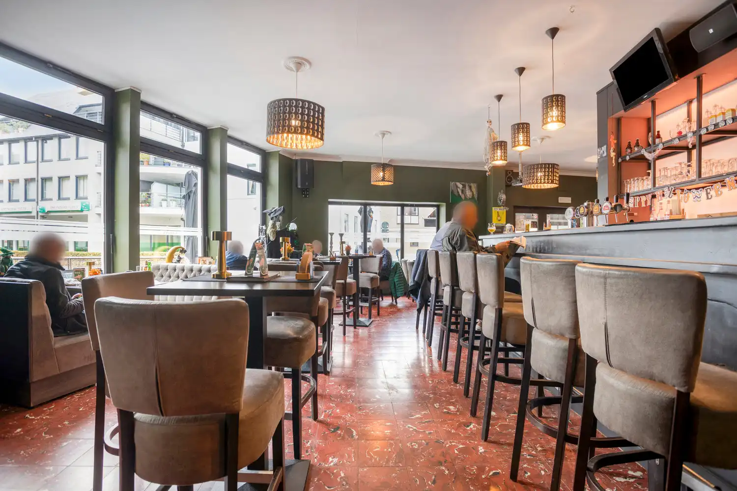 HANDELSPAND MET WOONST - UNIEKE LIGGING AAN HET STADSPLEIN EN DE DEMER foto 4