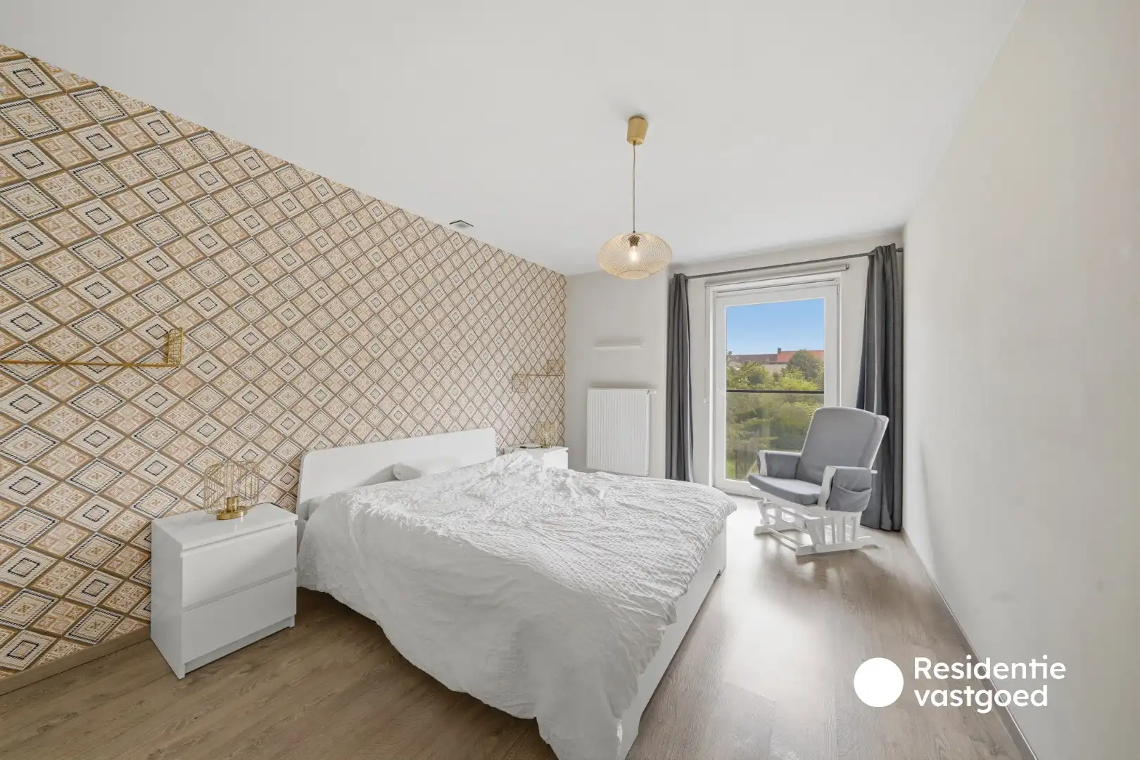 Recente en instapklare woning met 3 slaapkamers, garage en tuin te Zandvoorde! foto 15