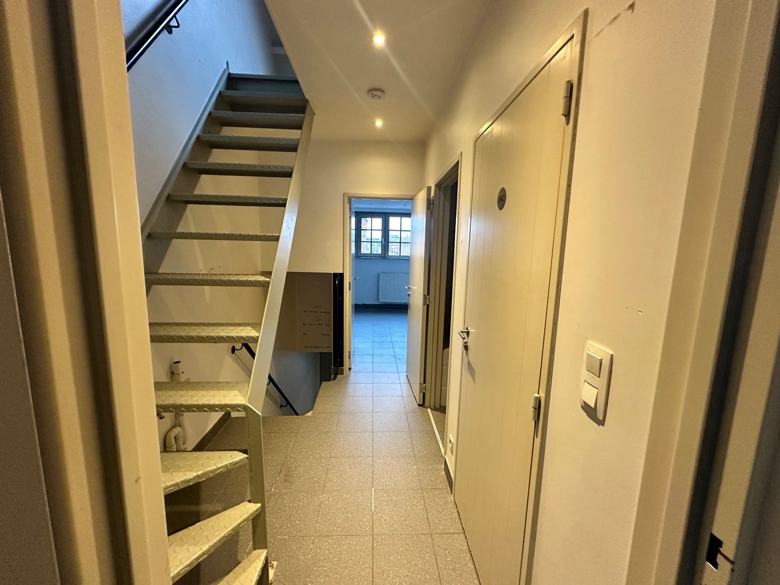Winkel + woonst op een toplocatie in Turnhout foto 8