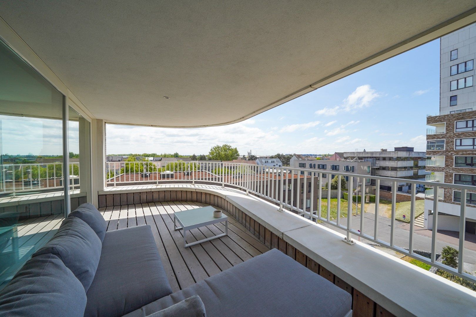 Prachtig appartement met open uitzicht foto 11