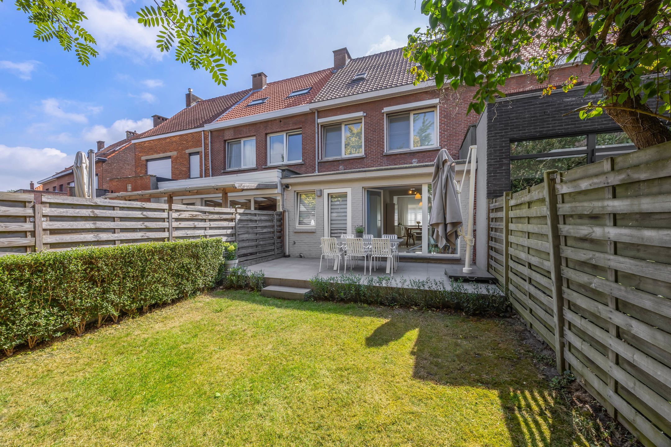 Gezellige gezinswoning in hartje Schoten foto 2