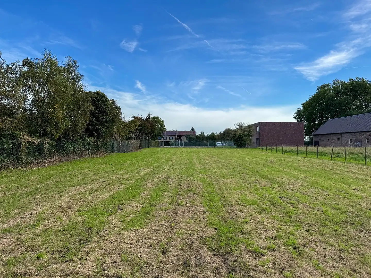 UPDATE: Residentieel gelegen stuk bouwgrond van 1500m². foto 3