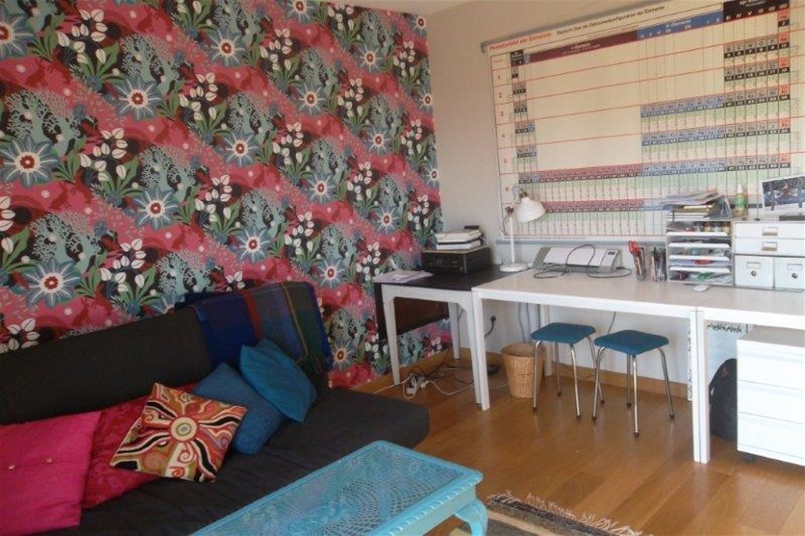 Licht hoekappartement met 2 slaapkamers, terras en parking foto 12