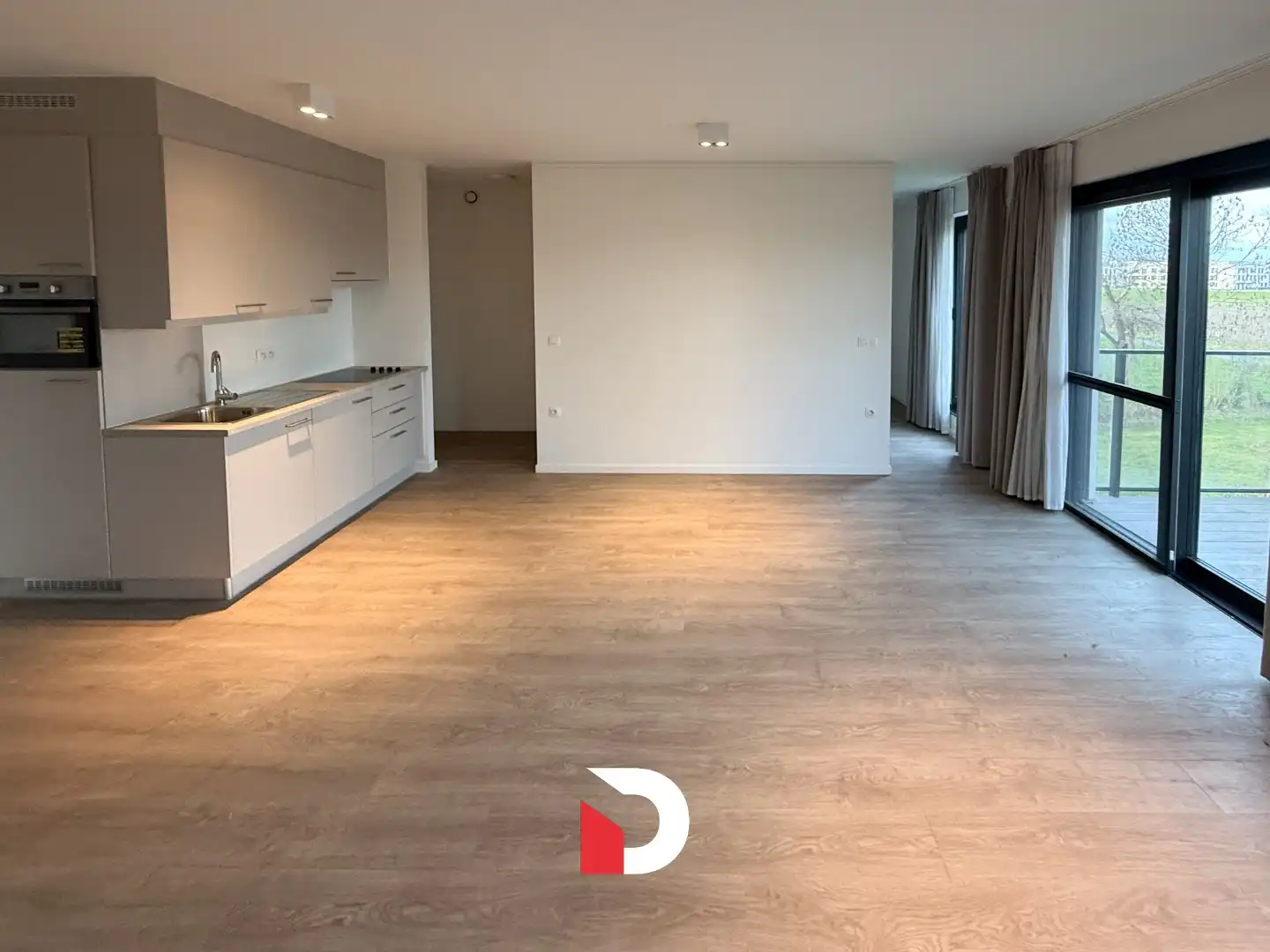 Stijlvolle assistentiewoning met terras en groen uitzicht te Brugge foto 2