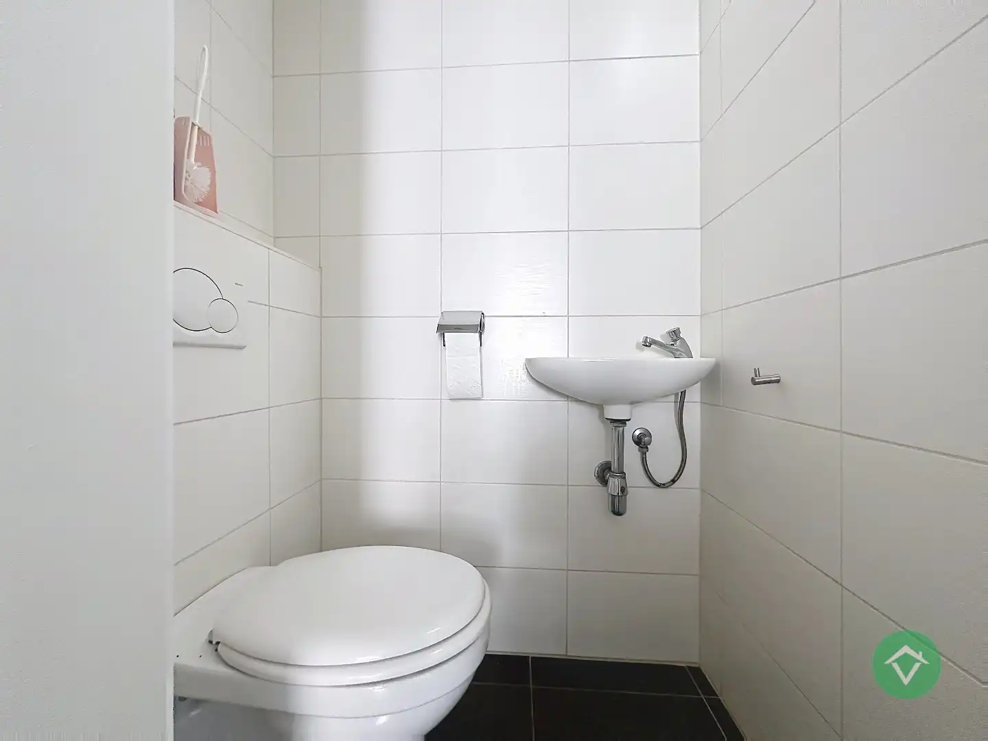 Instapklaar gelijkvloers appartement met staanplaats te Gistel foto 14