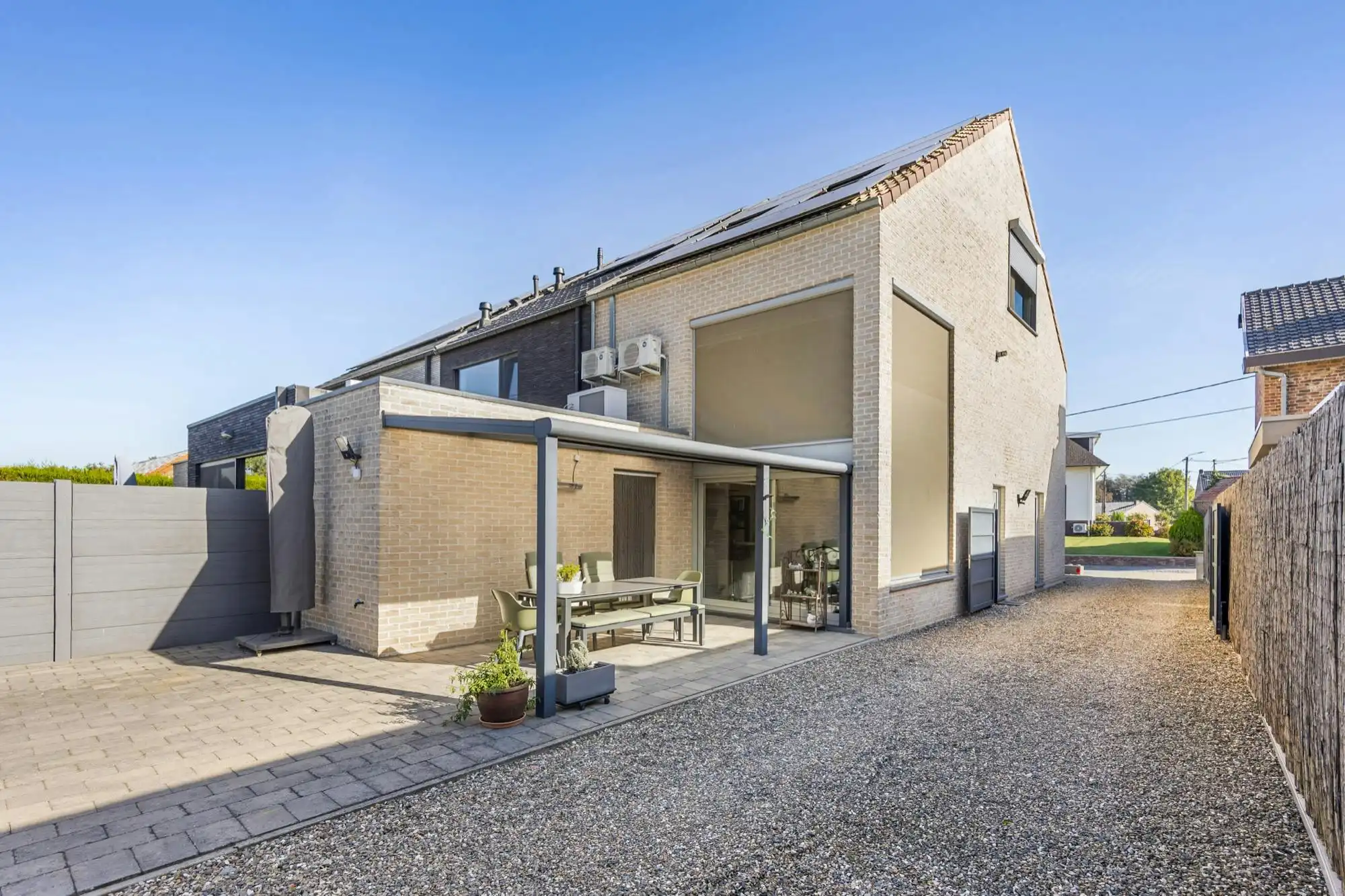 Rustig gelegen energiezuinige woning met ruime tuin foto 25