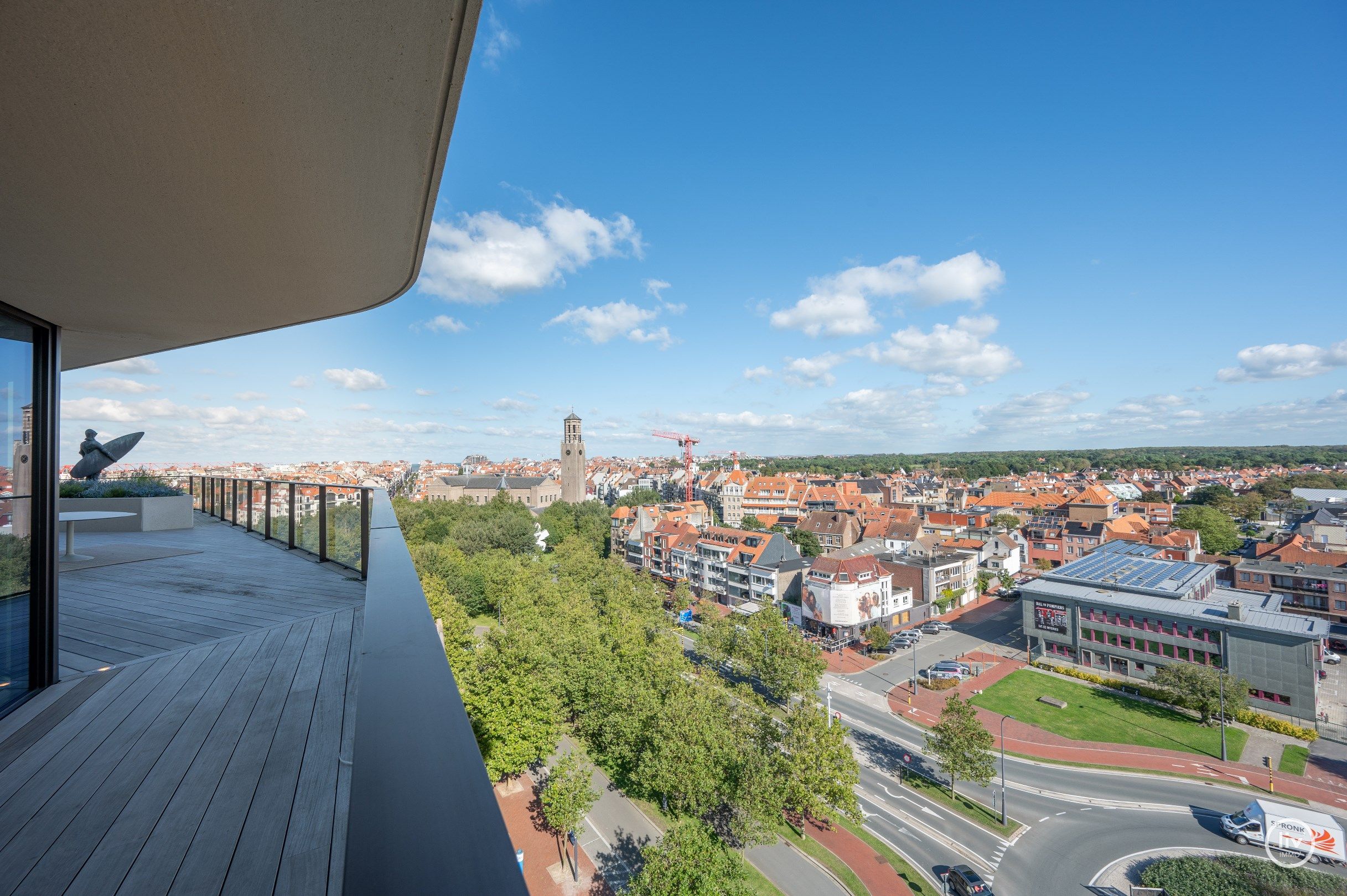 Luxueus , dubbel appartement (208 m2) met magnifieke zichten gelegen in residentie 'the tower' in Duinenwater.  foto 23