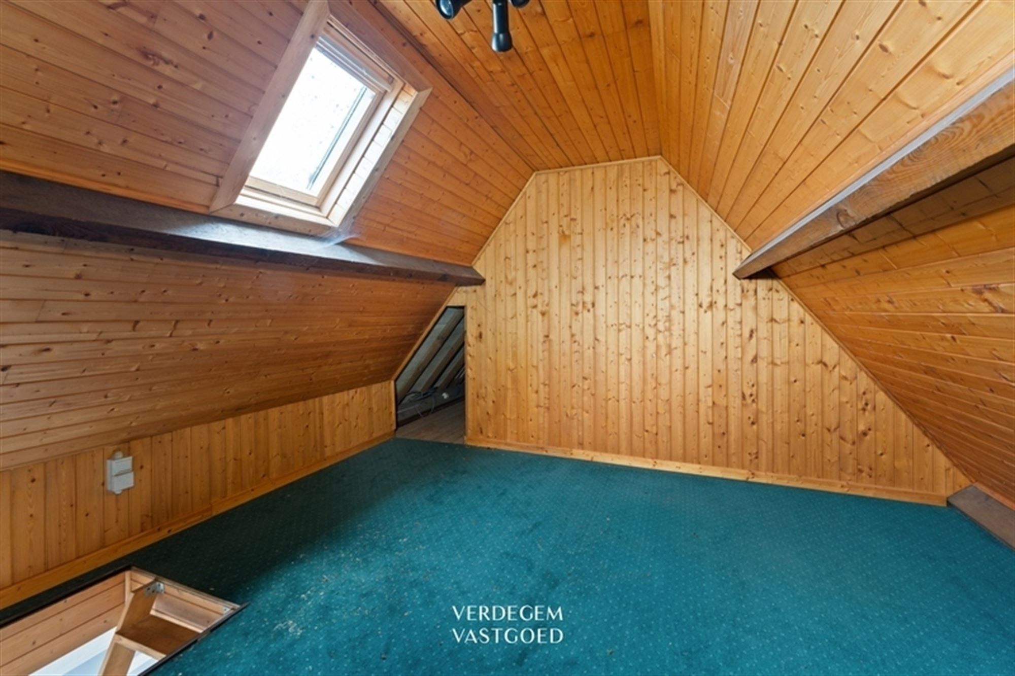 Karaktervolle woning met jaren '50 charme, 3 slaapkamers, garage en gezellige tuin foto 16