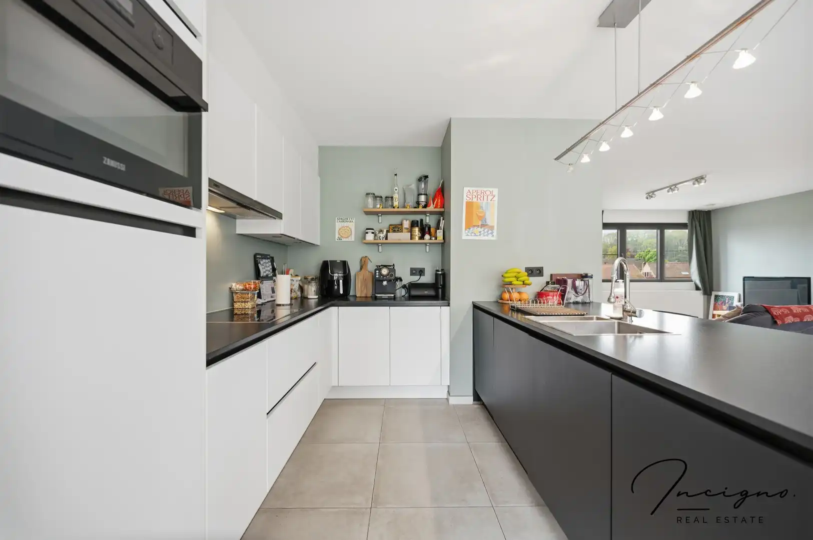 Uniek handelspand met duplexappartement op zichtlocatie foto 15