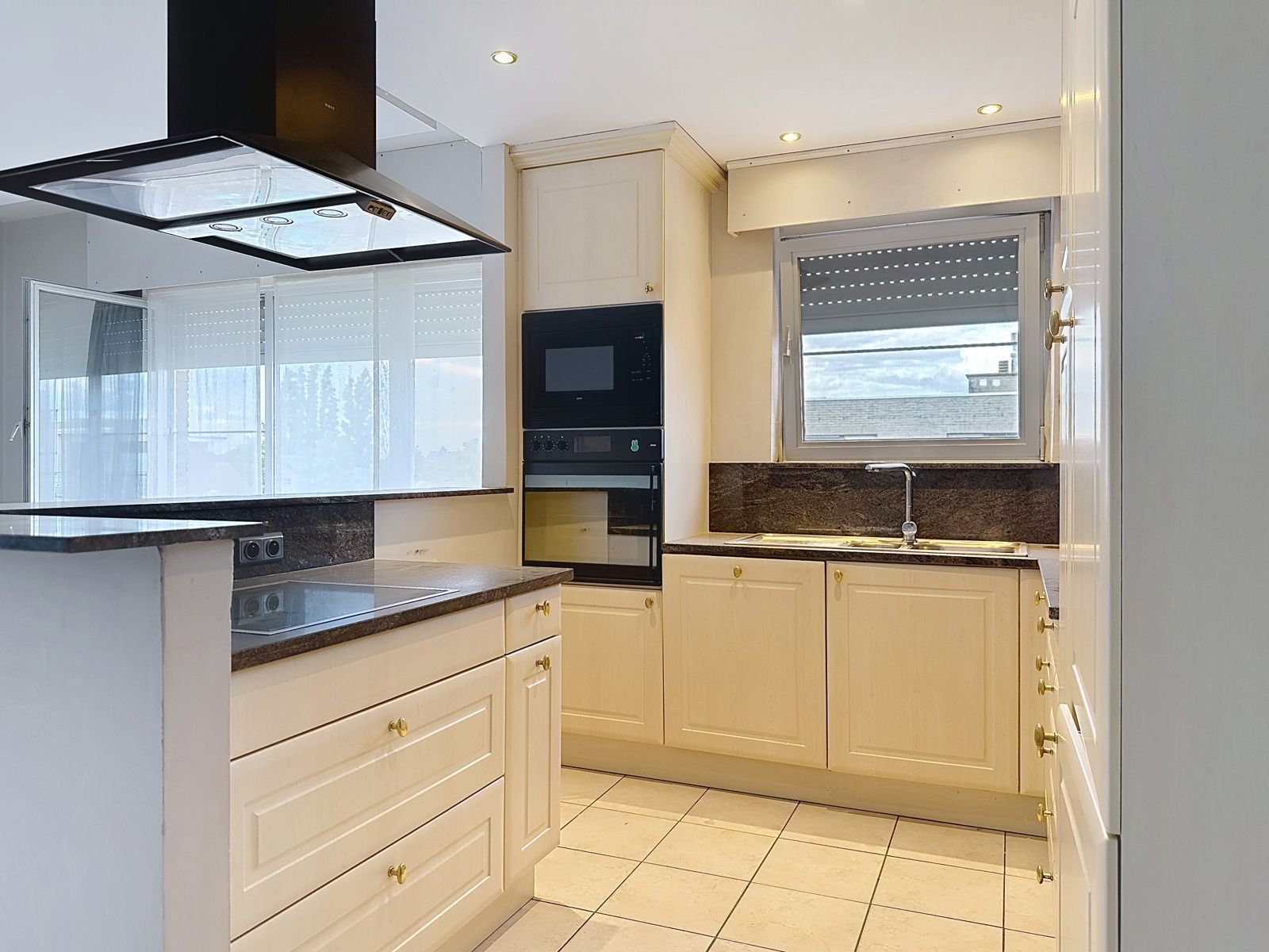 Wonen in hartje Aartselaar ? foto 35
