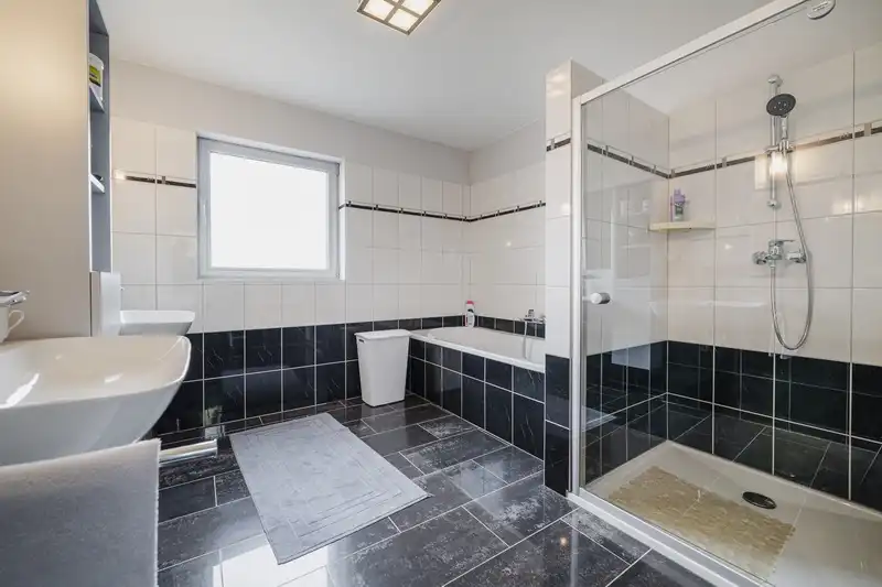 Moderne gezinswoning met 3 slaapkamers nabij de Nederlandse grens foto 11