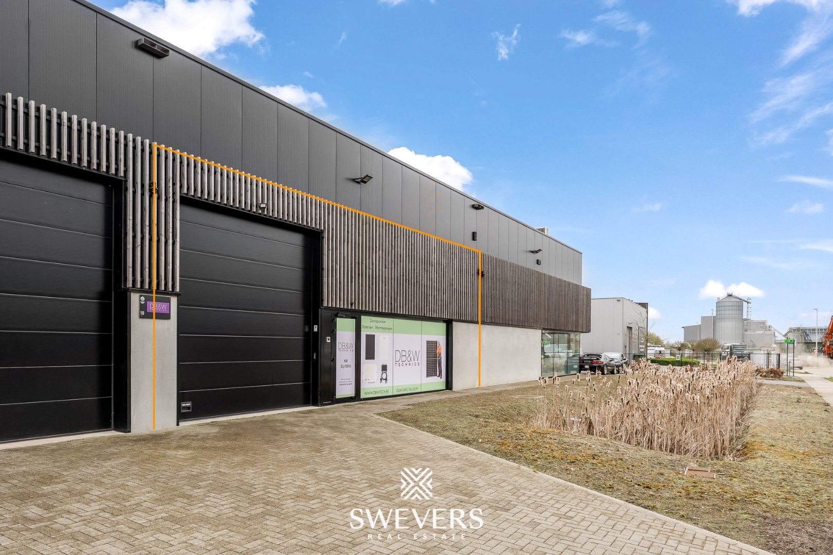 Functionele industriehal met drie autostaanplaatsen te Ham foto 15