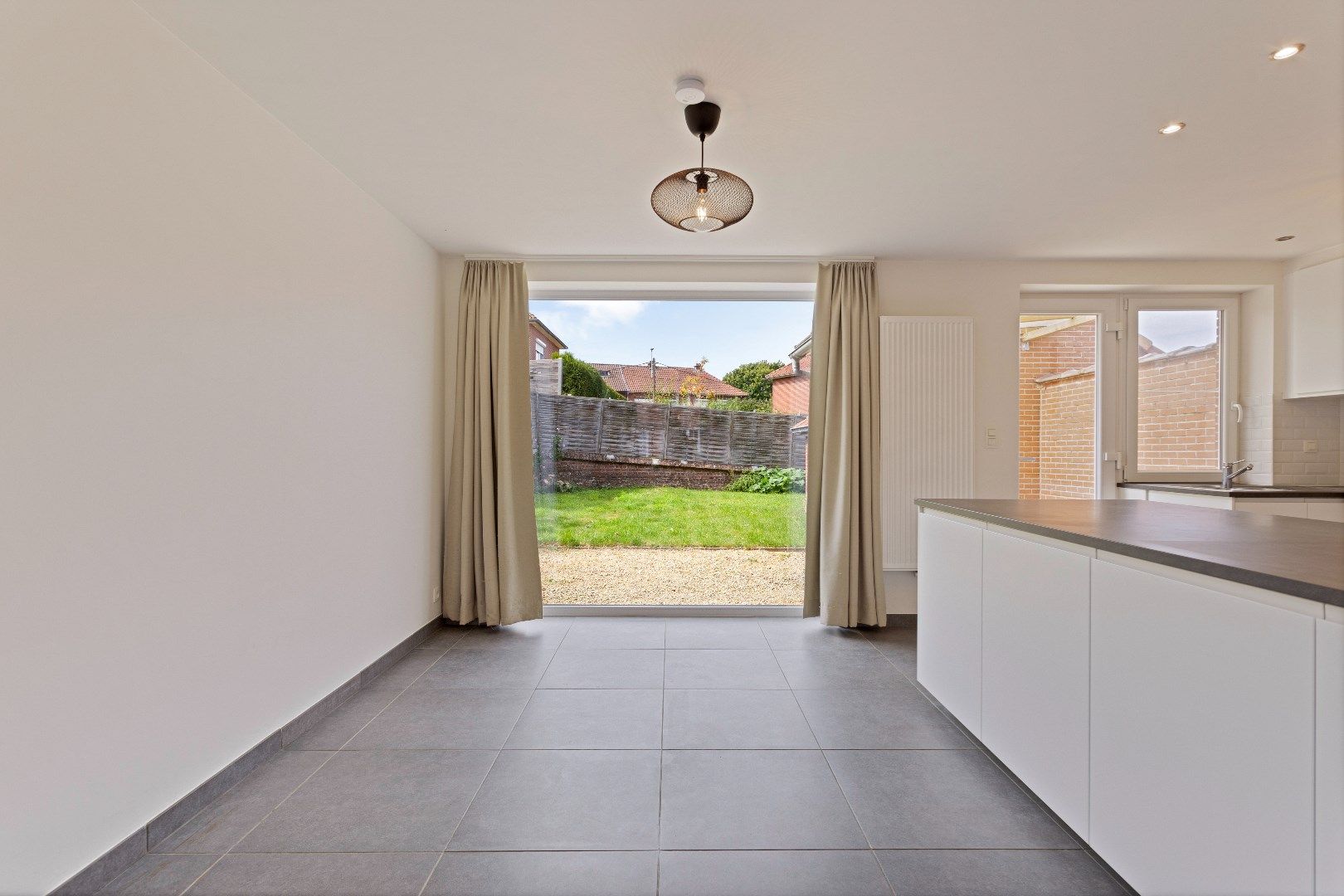 Te huur LEMBEEK: Gerenoveerde woning 2 slpk, bureau en tuin foto 7