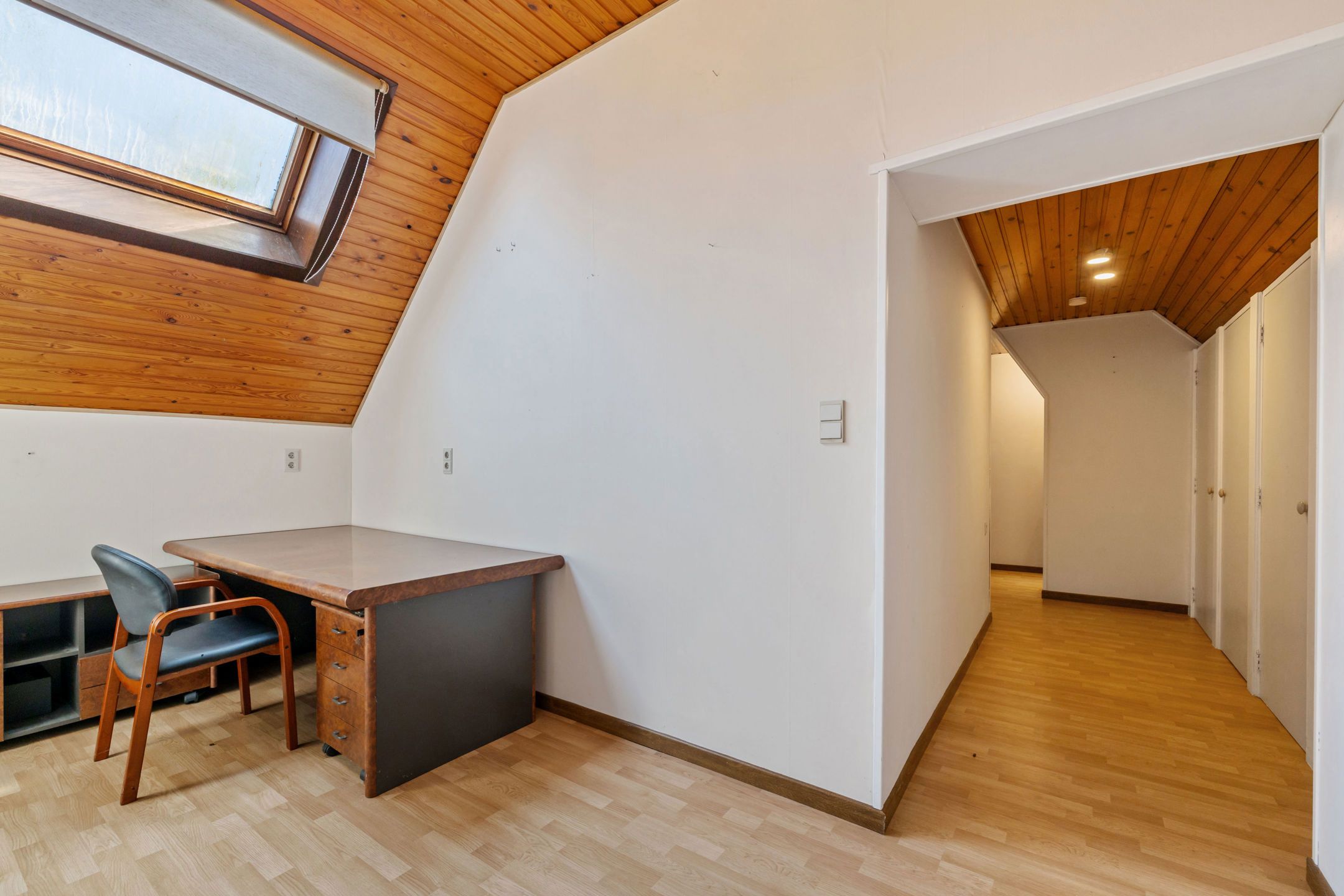 Ruime woning met garage + atelier + (bouw) grond op 9a 30ca foto 21