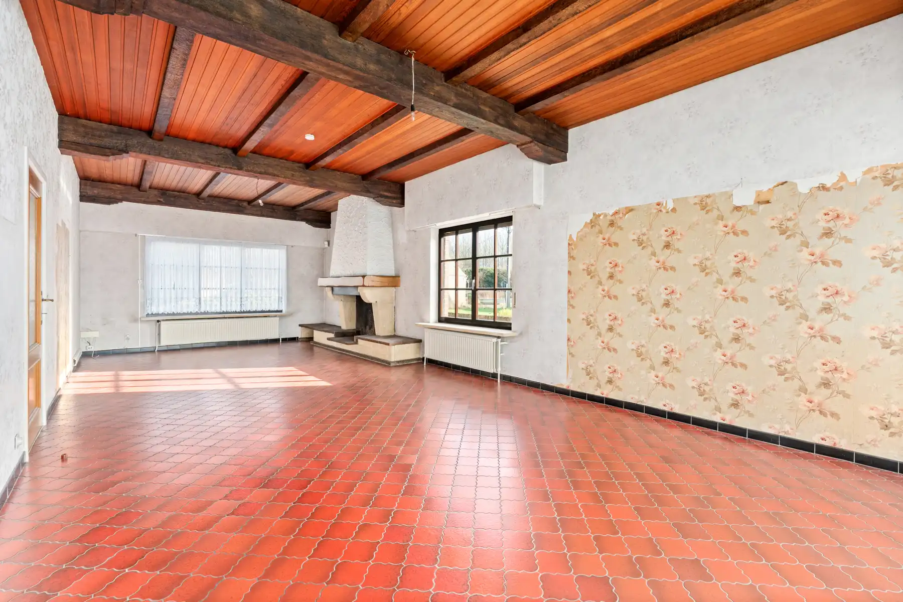 Landelijke villa met 3 slaapkamer, 2 badkamers en garage foto 4