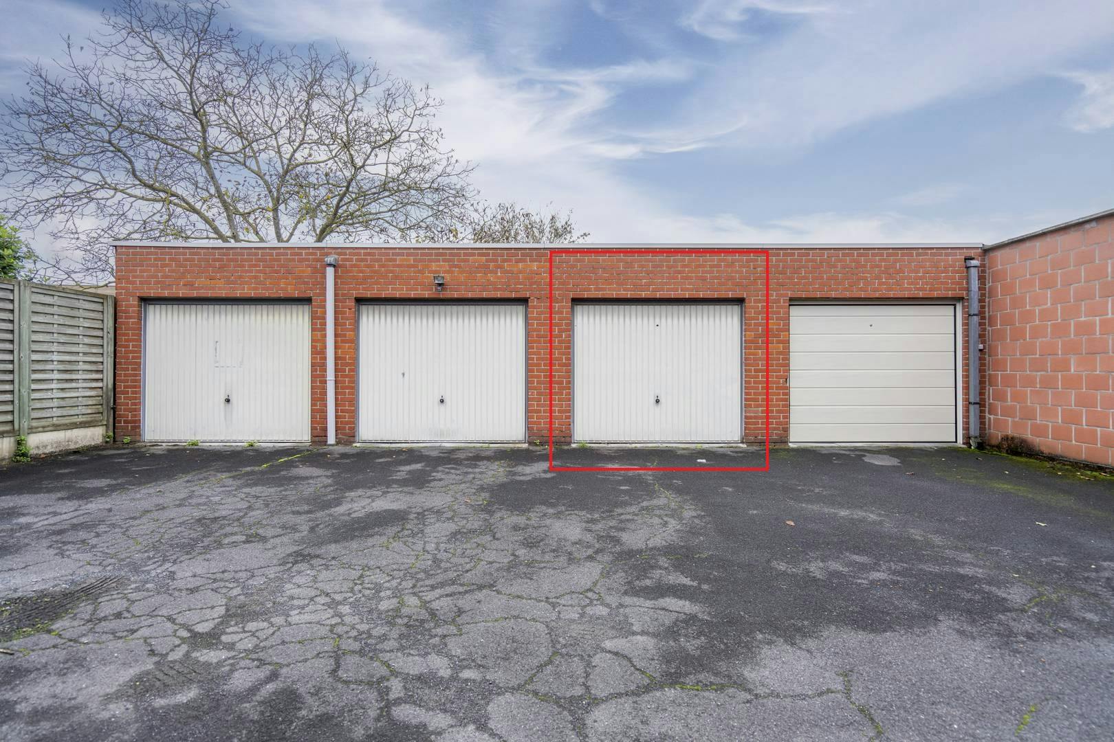 Instapklaar appartement te koop met 2 slaapkamers in Harelbeke foto 12