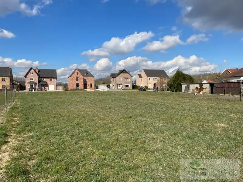 Bouwgronden voor open bebouwing circa 7are - landelijk foto 4