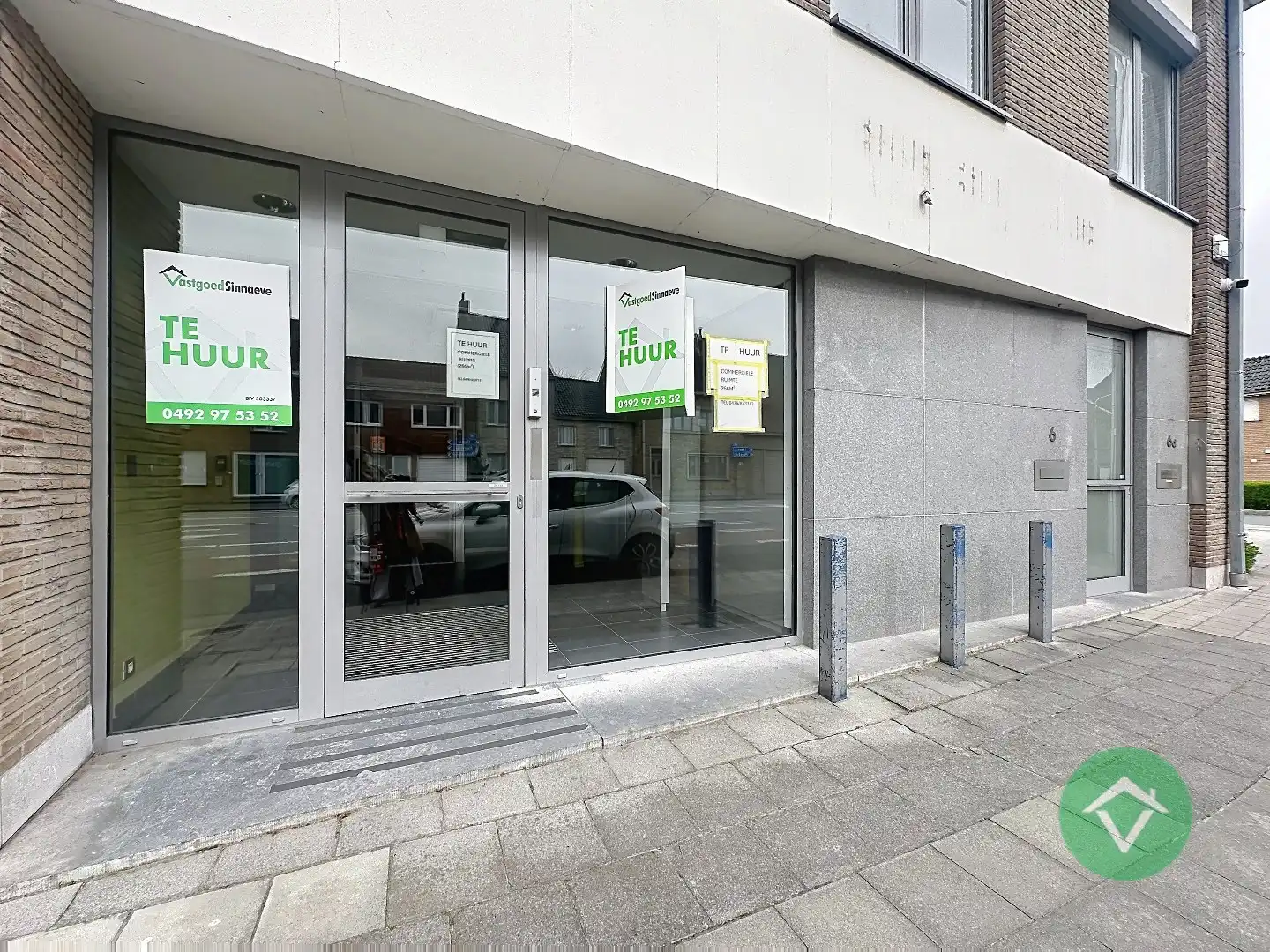 Commerciële toplocatie in Vleteren met burelen, vergaderruimtes en parking foto 25