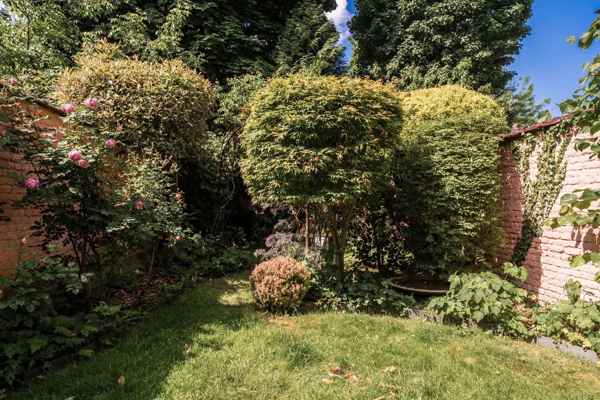 PRACHTIG HERENHUIS OP EEN TOPLOCATIE IN DE EU WIJK foto 43
