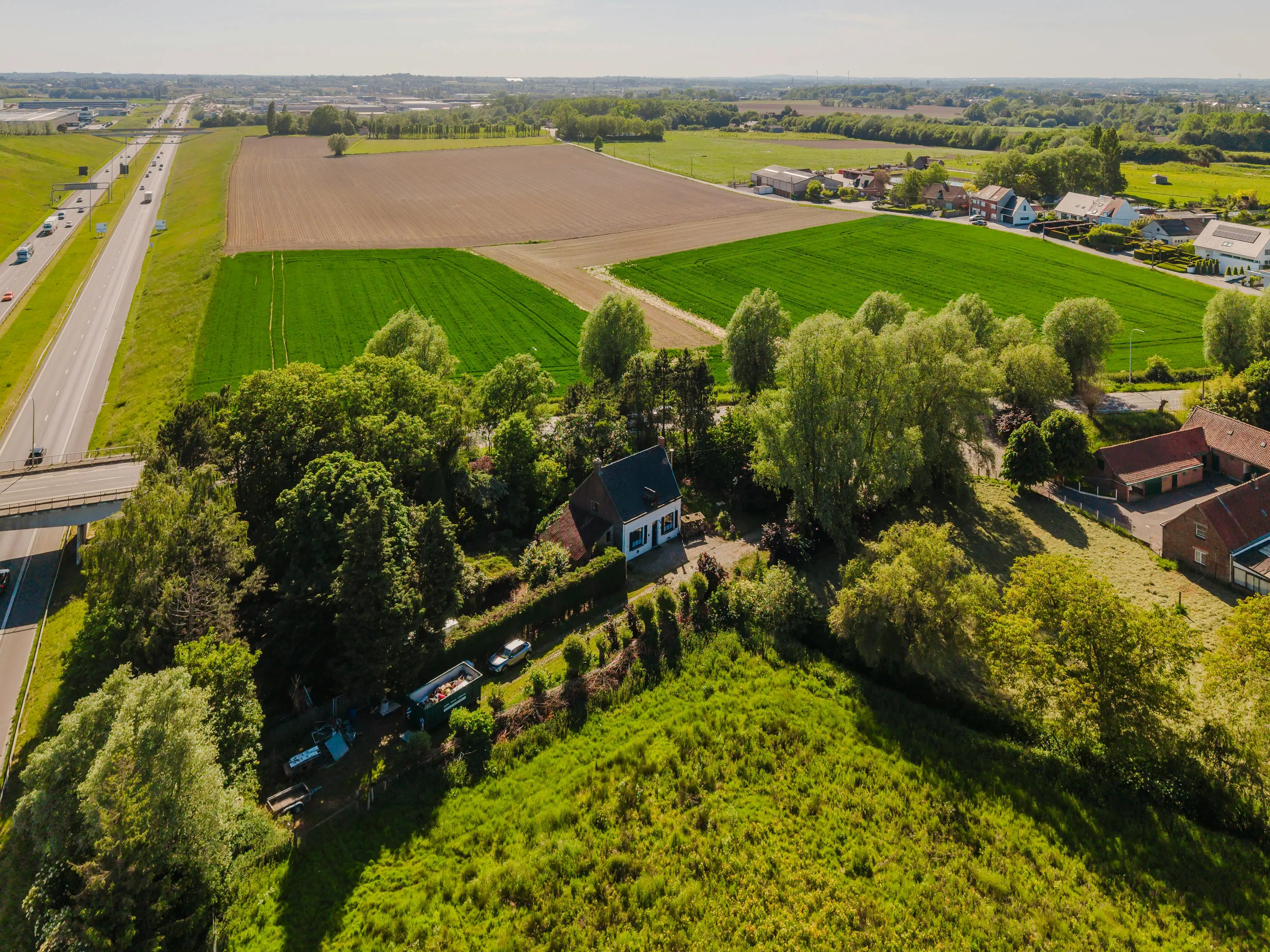 Woning met renovatiepotentieel nabij Kortrijk en Preshoekbos foto 9