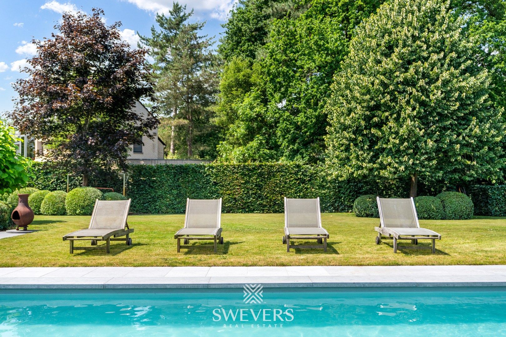 Ruime luxueuze villa met zwembad op prachtig perceel in residentiële wijk Kayenberg foto 31