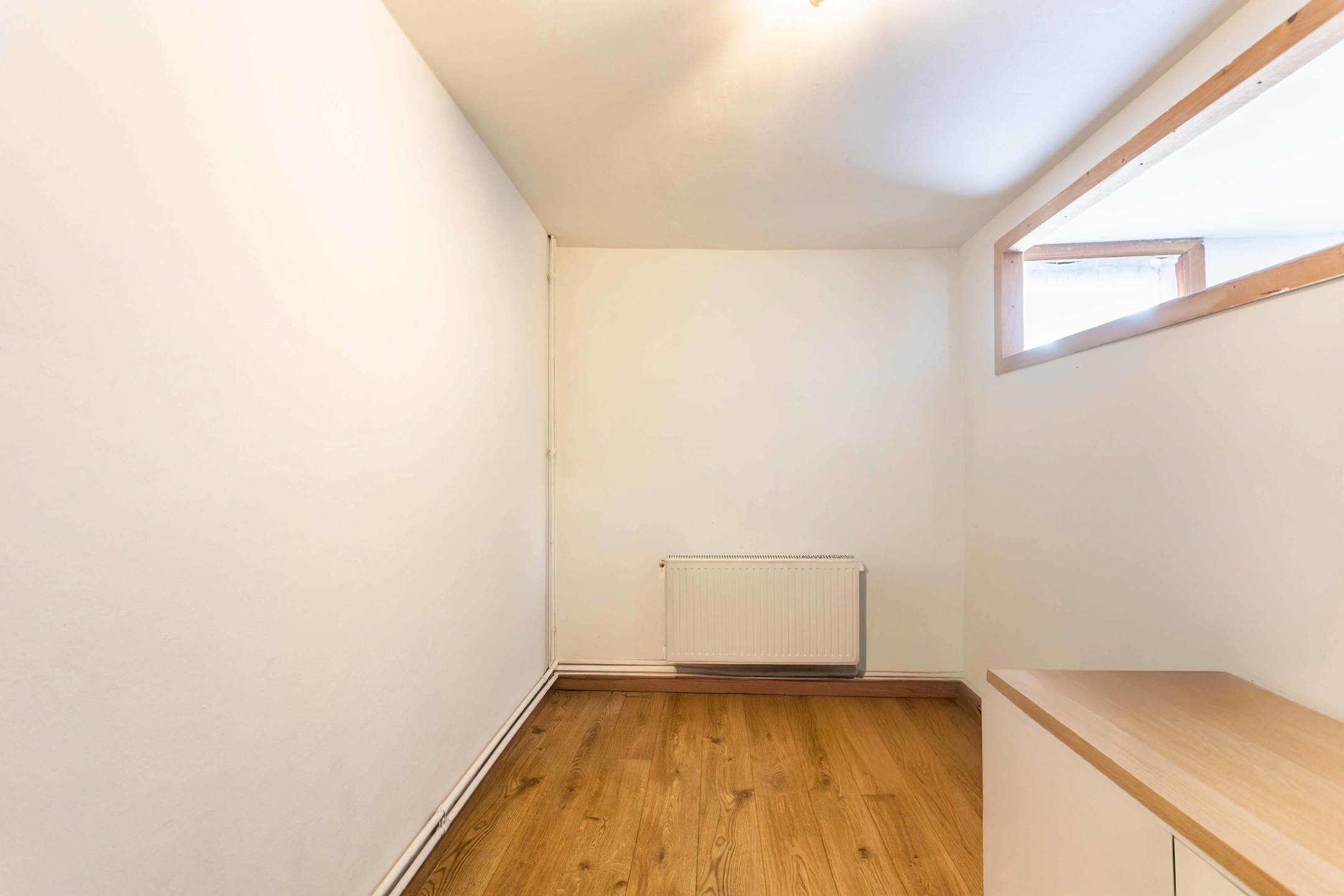 Interessante investering: verhuurde woning vlakbij centrum. foto 14