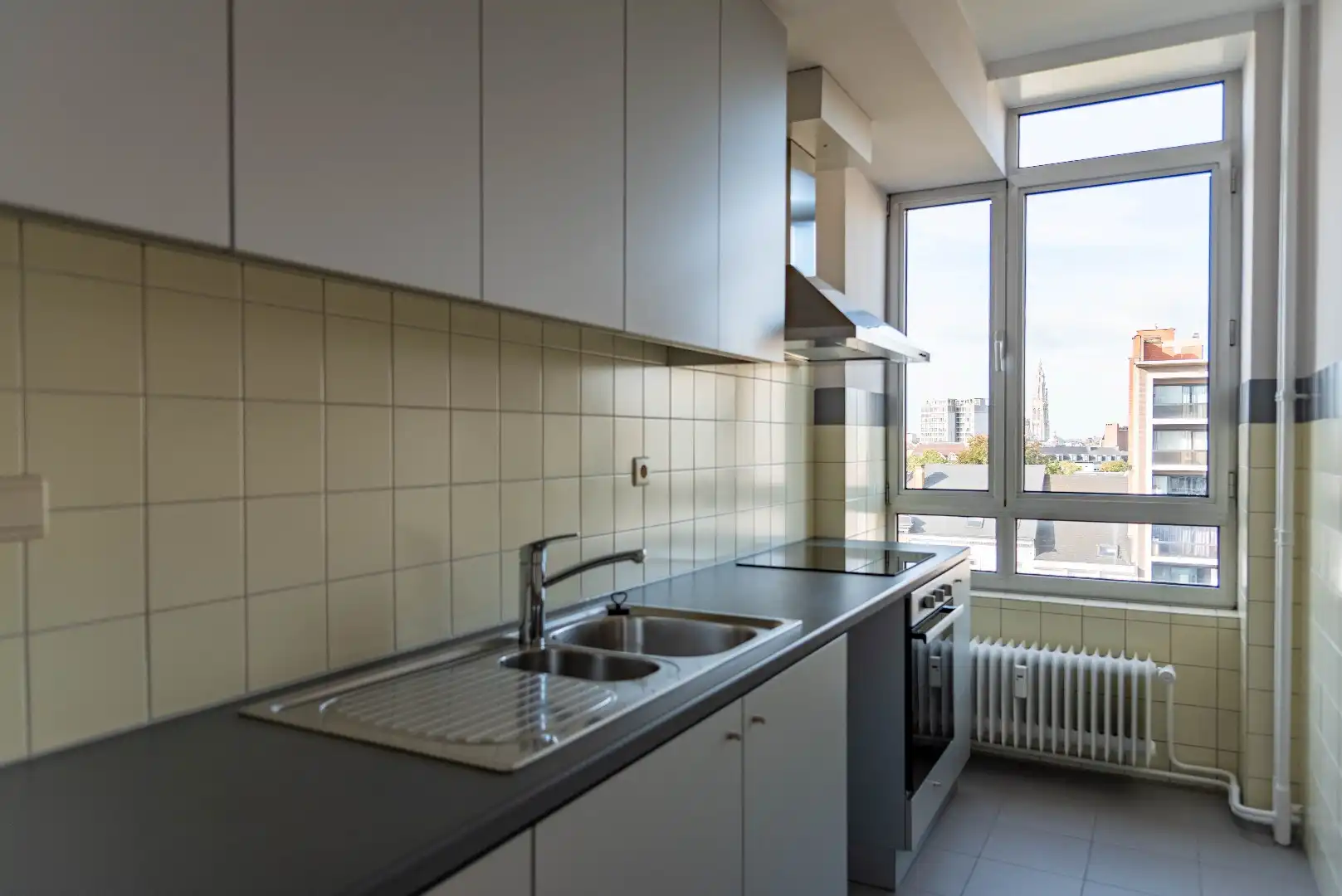 Riant appartement met 2 ruime slaapkamers foto 8