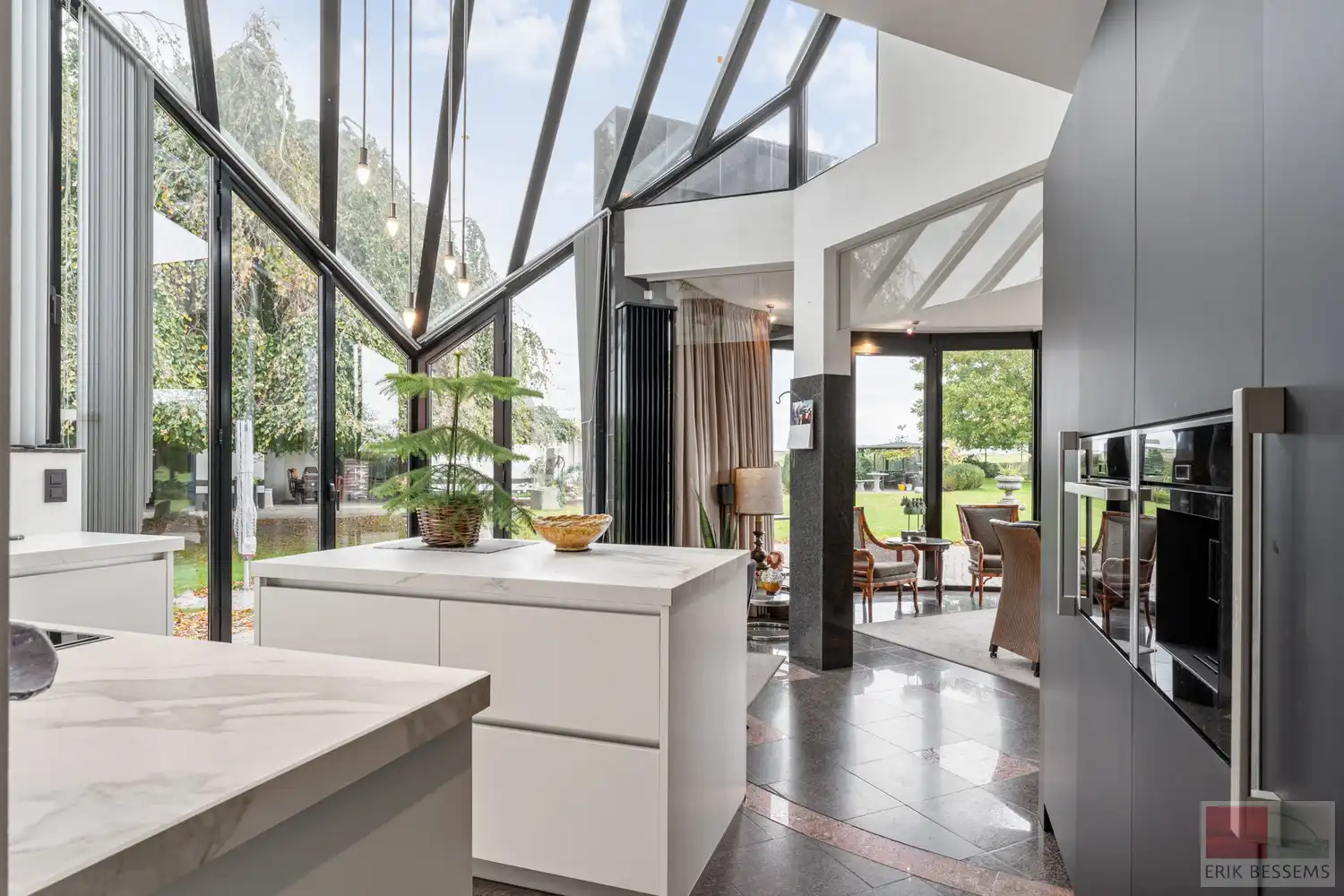 Ruime luxueuze villa met een bewoonbare opp van ca. 259m² en een perceel van 3900m². foto 15