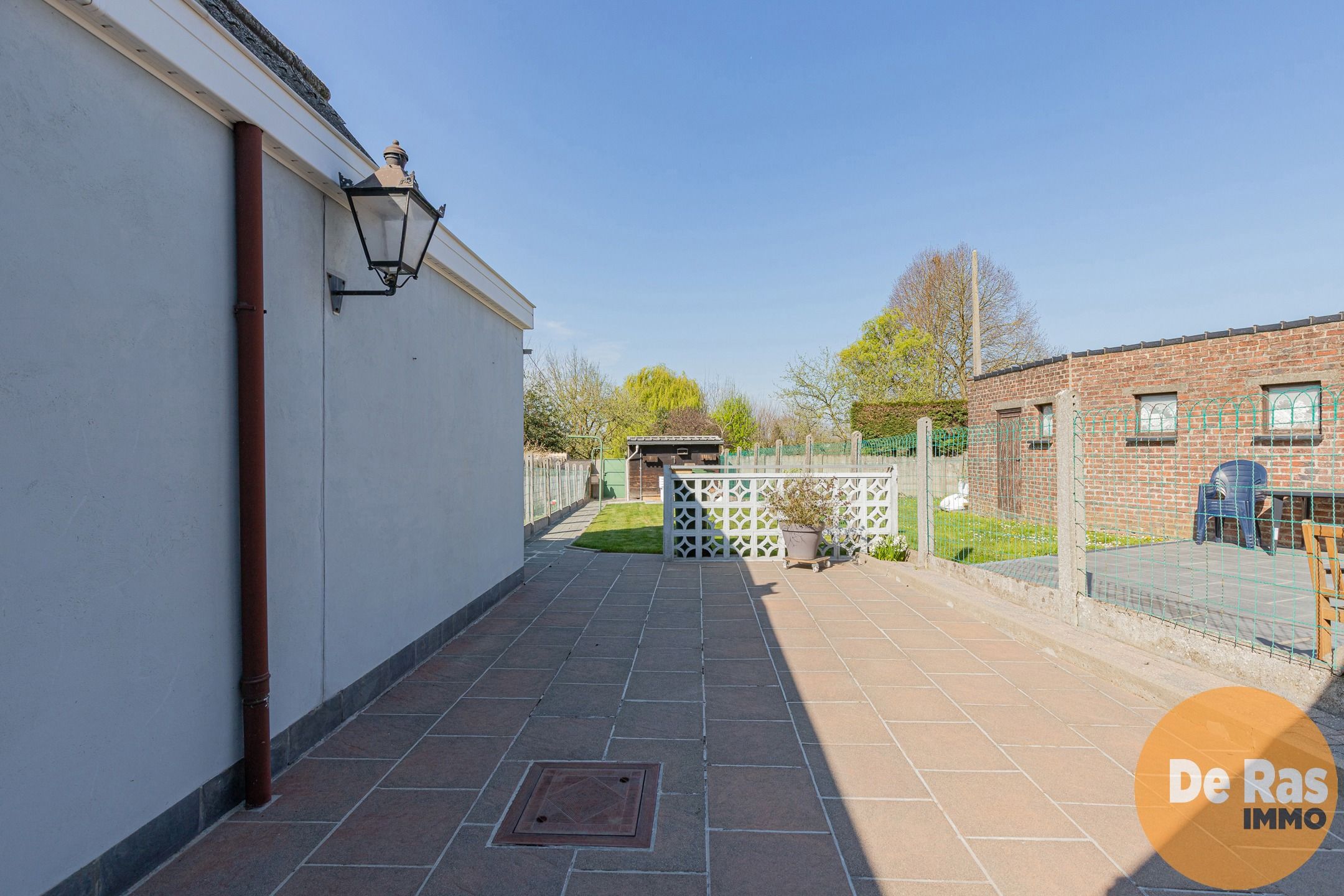 MERE - Verzorgde woning met tuin, garage en 2 slaapkamers foto 18