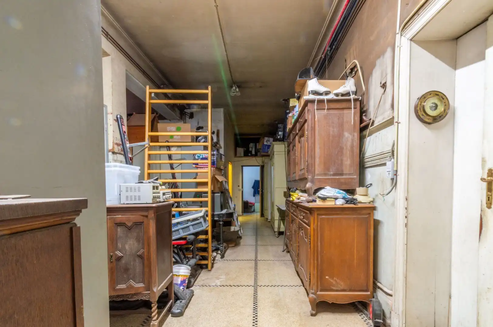 WERKPLAATS/LOODS (472m²) & KANTOOR + APP ! foto 8