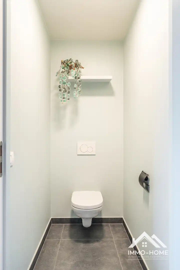 Prachtige instapklare woning met zwembad!  foto 28