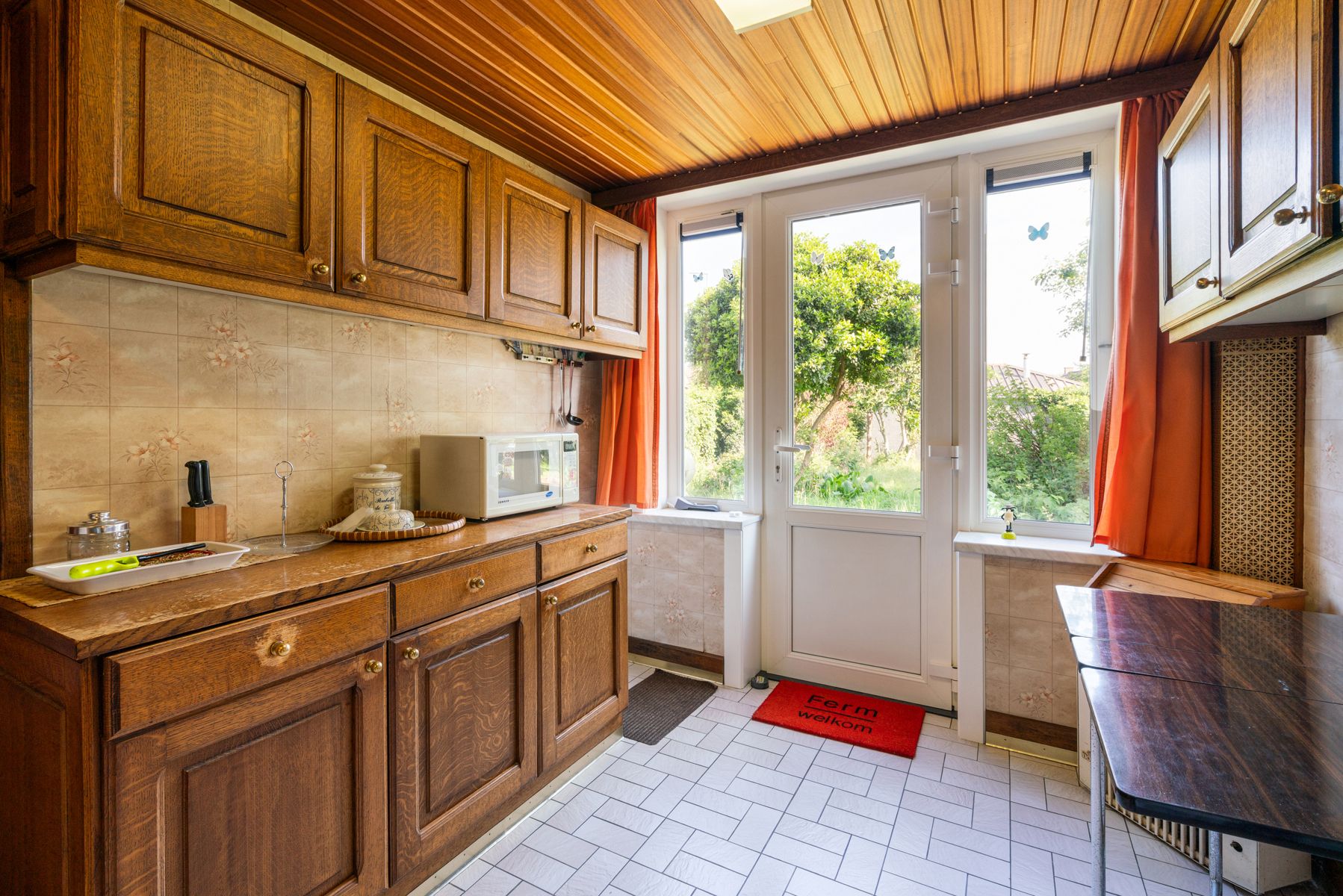 Te renoveren woning met 4 slaapkamers en mooie tuin in het rustige Haaltert foto 9