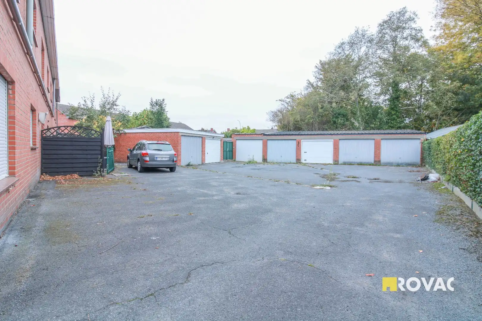 Op te frissen appartement met garage! foto 13