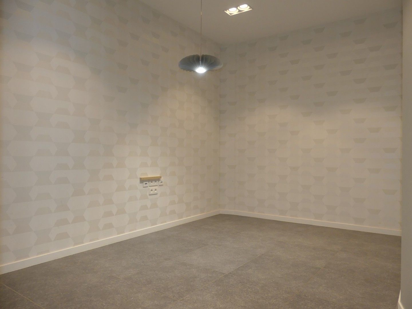 Veelzijdige handelsruimte in het centrum van de Boterstad foto 9