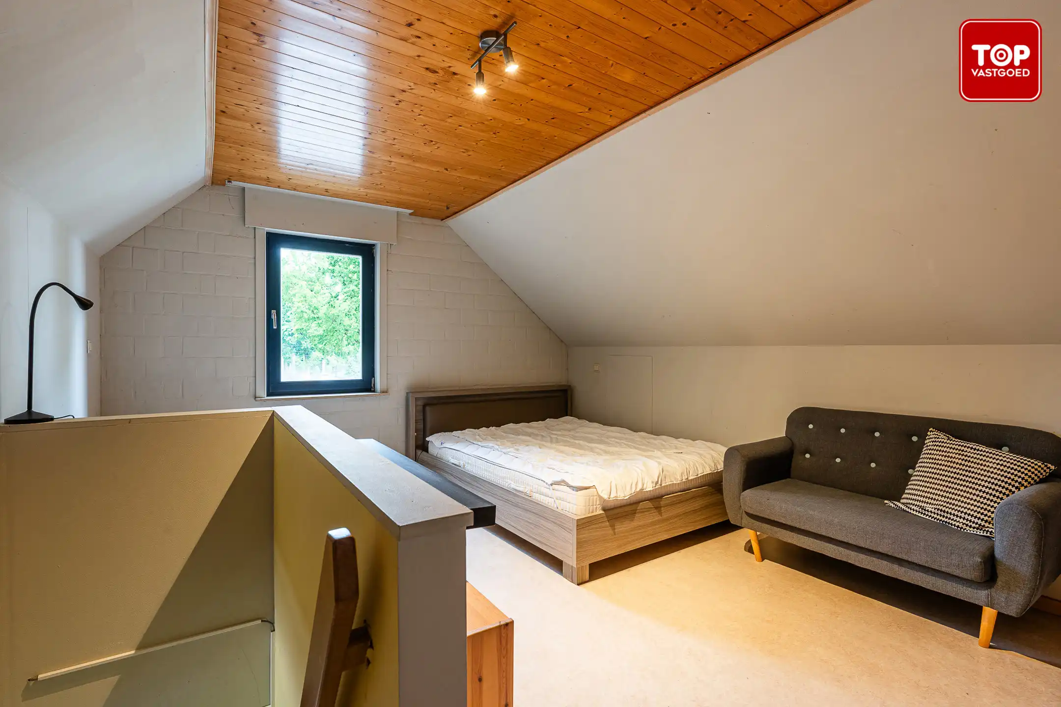 Rustig gelegen woning met zonovergoten tuin in Vinderhoute foto 17