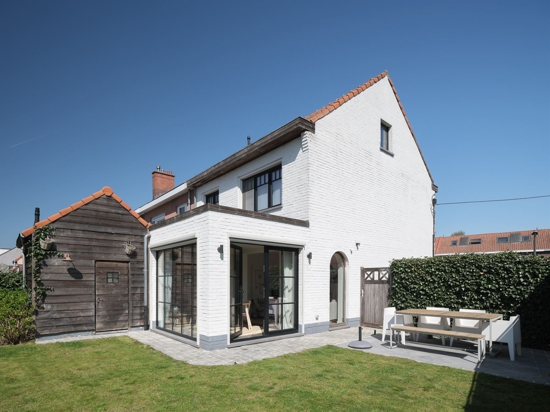 Instapklare woning met zonnige tuin foto 17