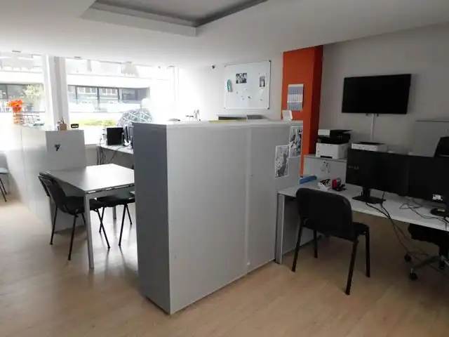 Ruim handelspand op ideale locatie foto 3