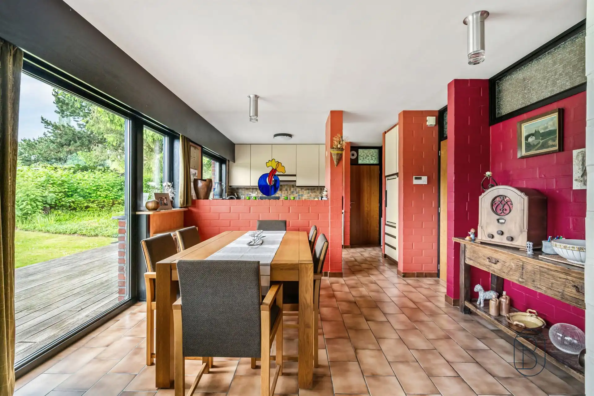Mooi gelegen karaktervolle villa met tuin! foto 14