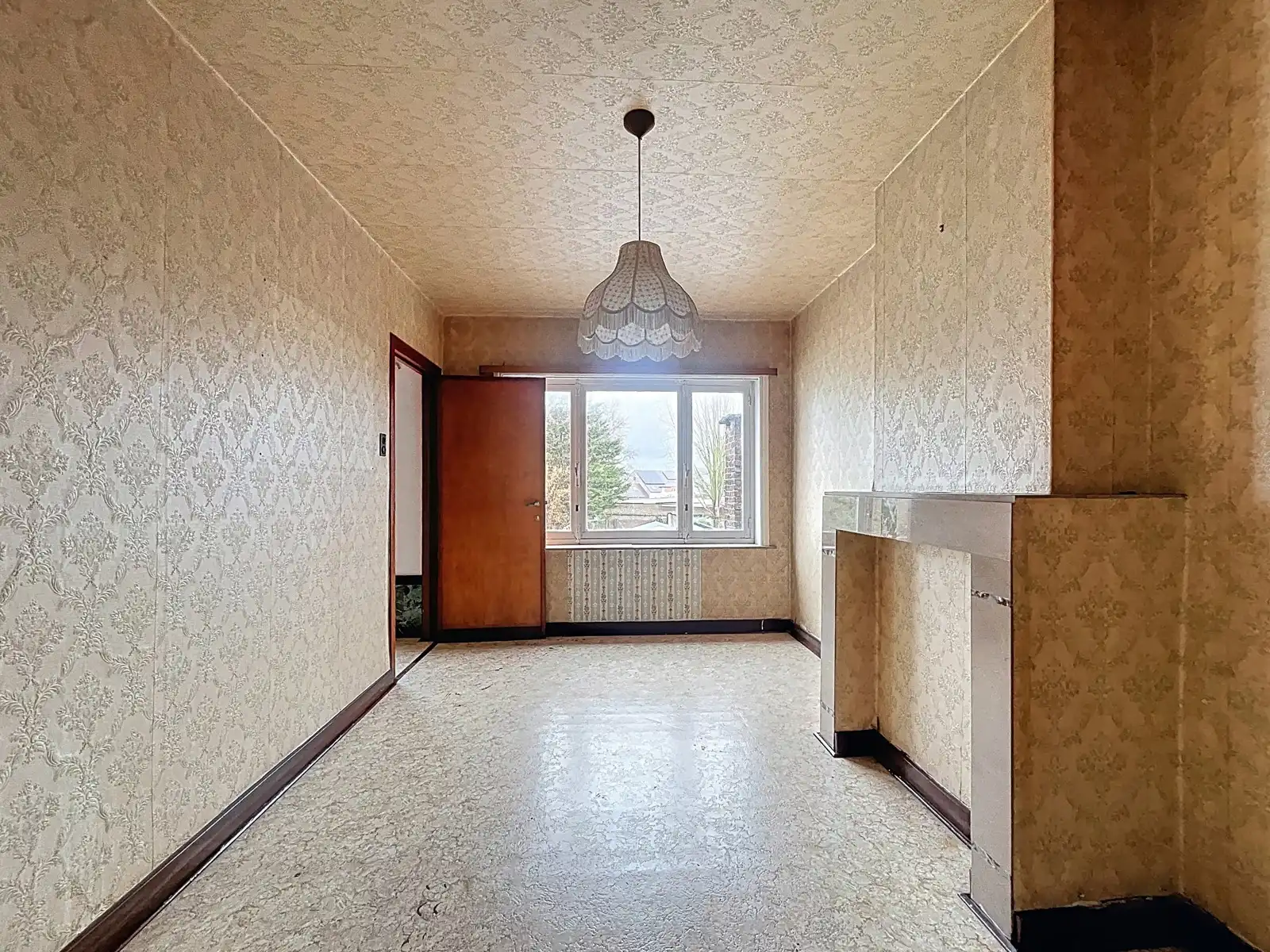 Mooi gelegen, Te renoveren Stadswoning met 3 SLPK én Tuin! foto 14