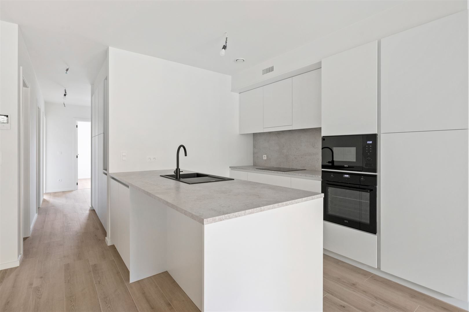 Nieuwbouw appartement met 2 slaapkamers en groot terras foto 7