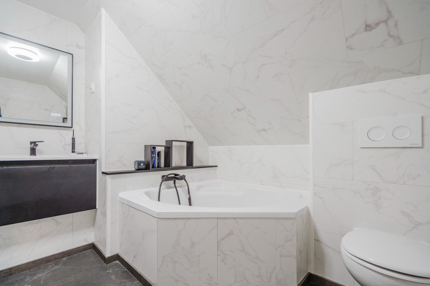 INSTAPKLARE GEZINSWONING foto 20