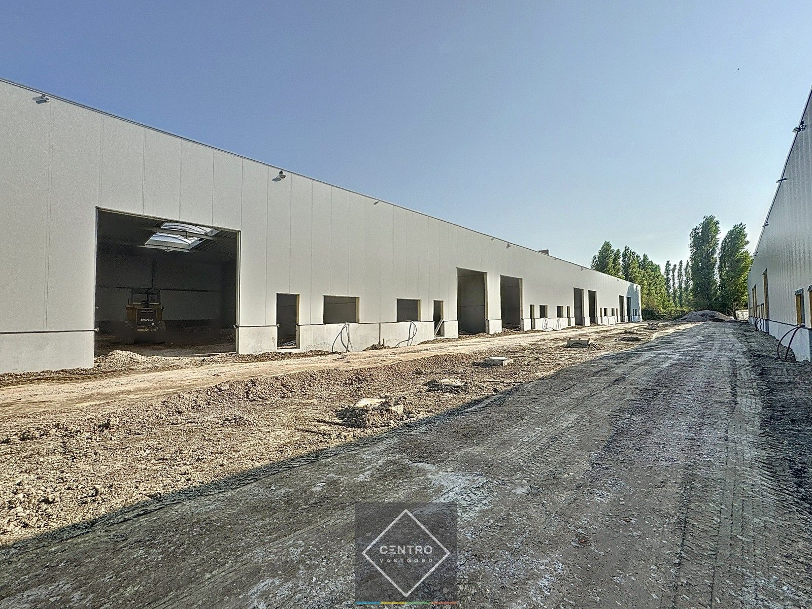 NB MAGAZIJN (unit 2 - 304m²), inclusief 3 parkeerplaatsen in KMO-PARK "Tinterswege II" te Blankenberge. Voorziene oplevering: februari 2025!!! foto 6