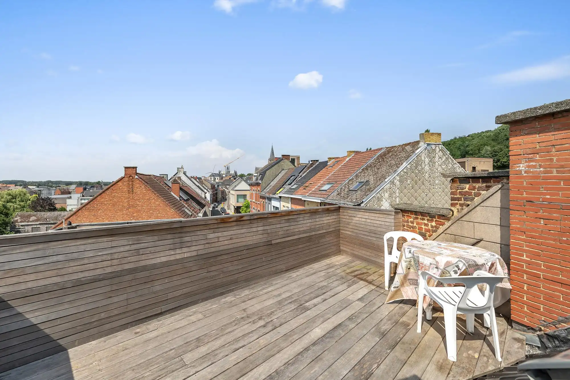 Instapklaar triplex of opbrengsteigendom met 5 slpks 2 badk. foto 15