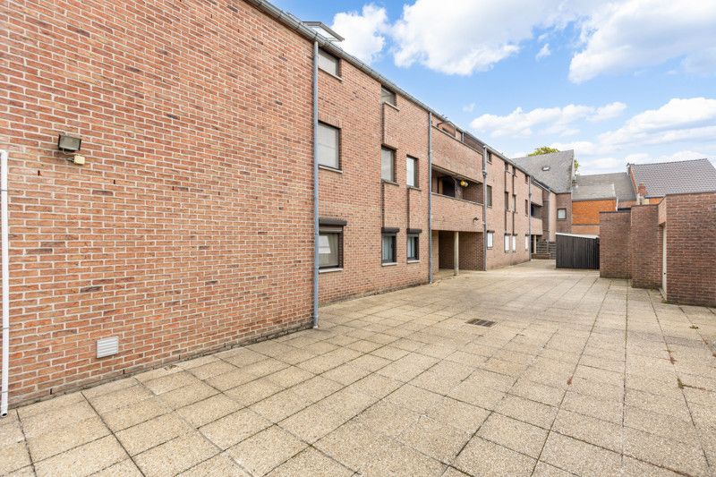Gelijkvloers appartement met 2 slpkms, autostaanplaats en private berging foto 32
